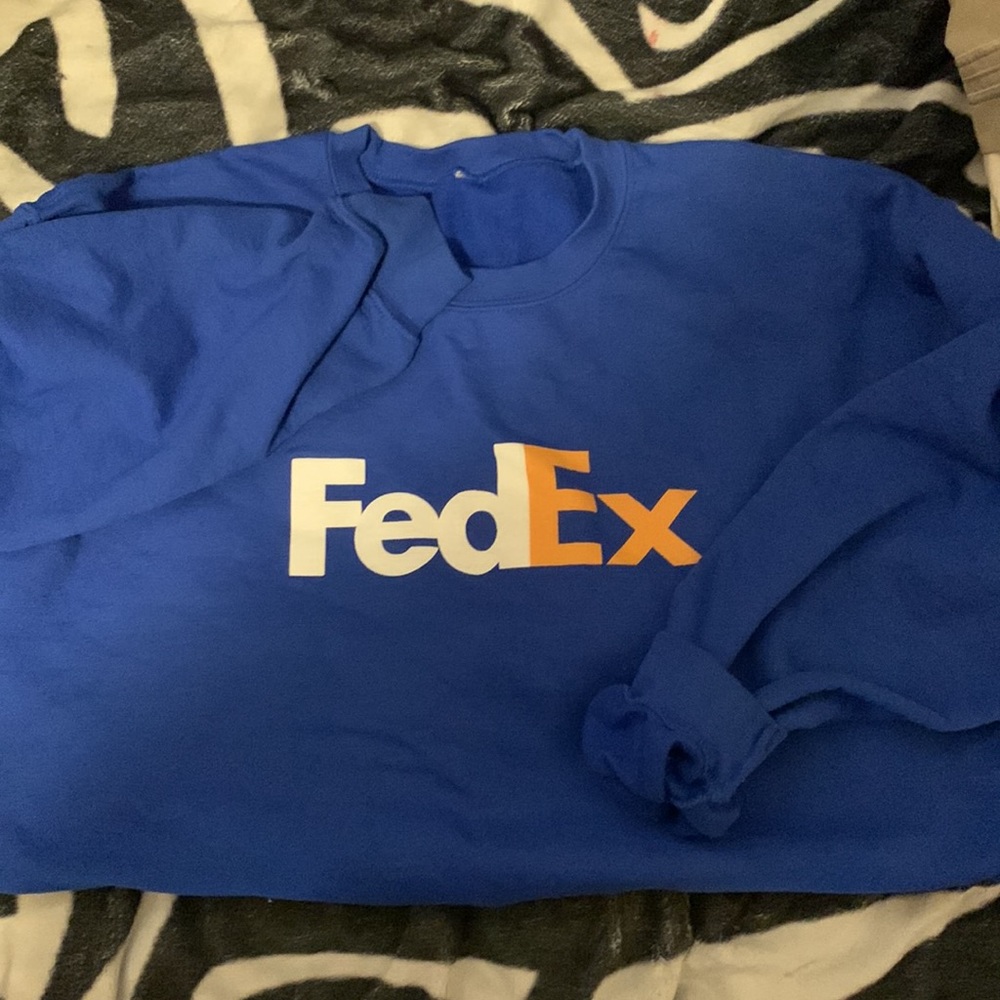 FedEx Gildan Blue Sweatshirt
